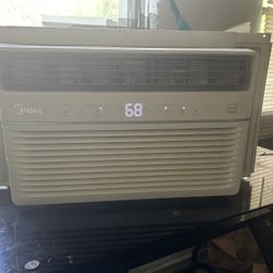 Window AC unit 