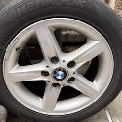 BMW 325 16” Wheels