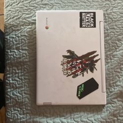 Lenovo Chromebook Flex (Turns Into A Tablet Aswell)