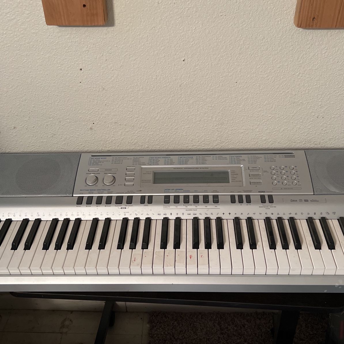 楽器・機材 CASIO WK-210 76鍵 電子ピアノ / 電子キーボード