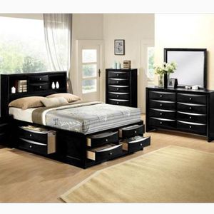 Photo BRAND NEW QUEEN BEDROOM SET INCLUDES BED FRAME DRESSER MIRROR AND NIGHTSTAND ADD MATTRESS ALL NEW FURNITURE BY USA MEXICO FURNITURE 3 DIFERENT COLORS