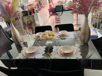 Dining table set