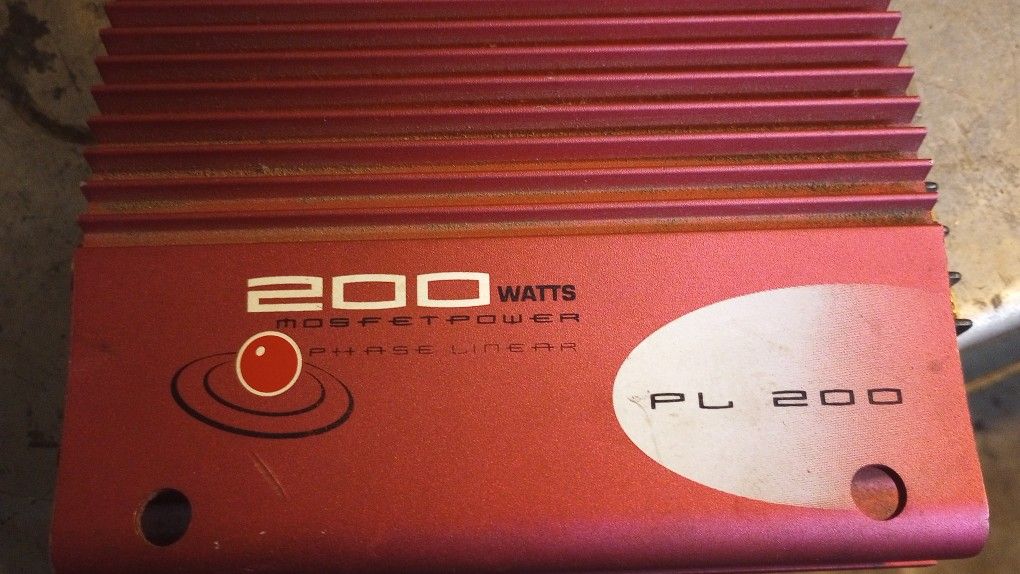 Vintage Phase Linear Car Audio 200 Watt MOSFET Bridgeable Amplifier PL200