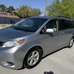 2013 Toyota Sienna