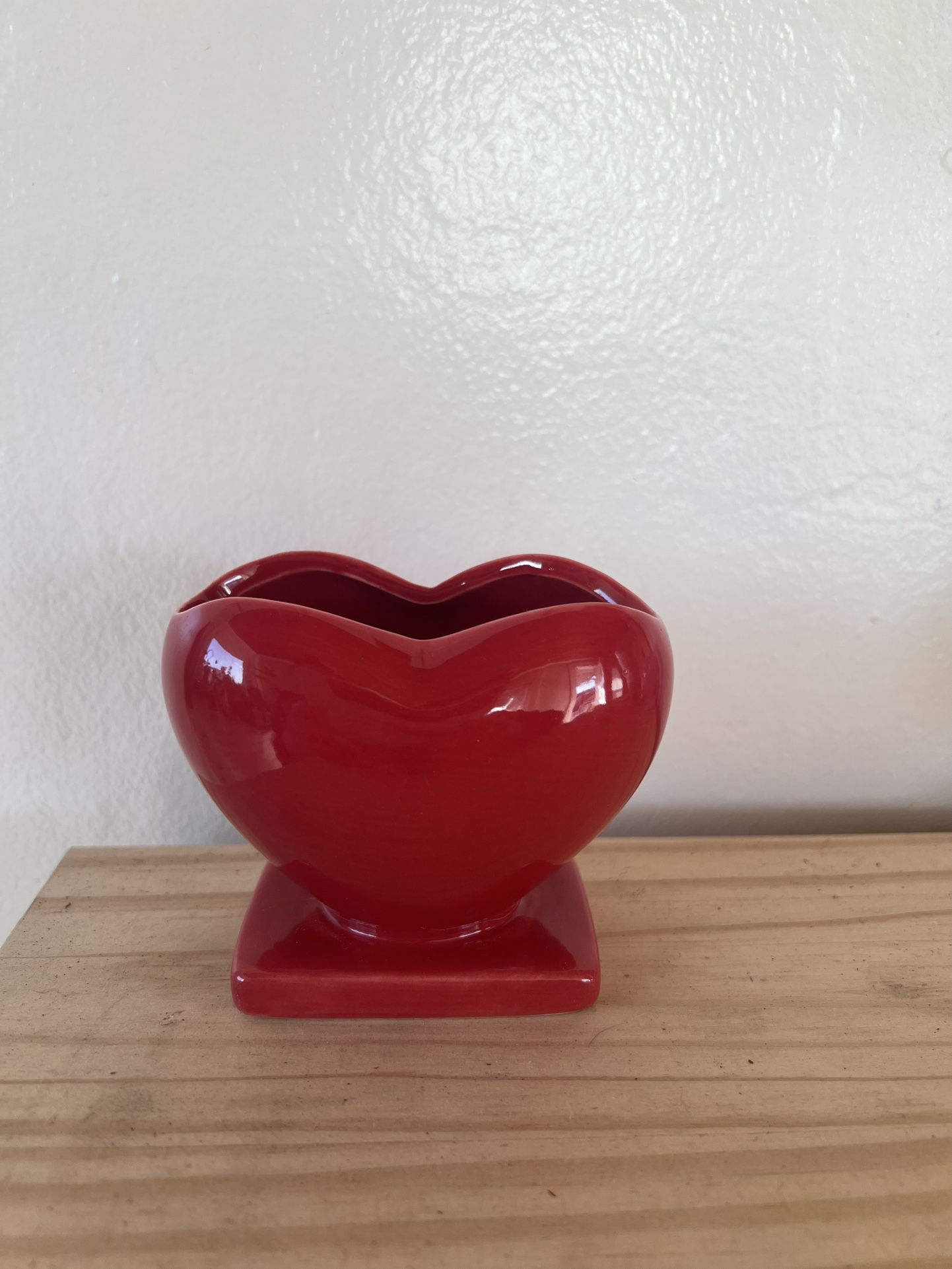 2 Brand New Heart Vases
