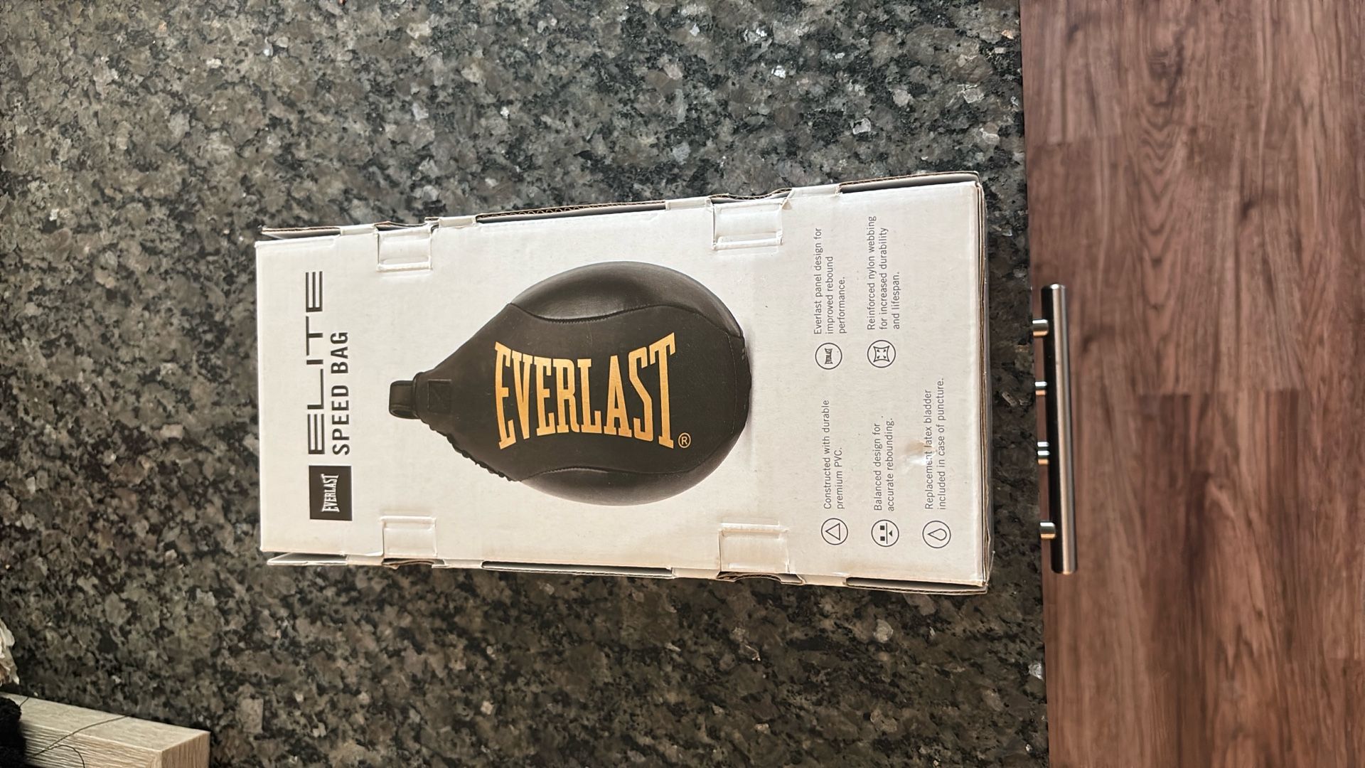 Everlast Elite Speed Bag
