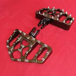 Harley Davidson Pegs 18&Up