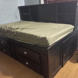 Twin Daybed Storage Bed With Shelves