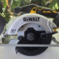 Dewalt 6 1/2 Circular saw