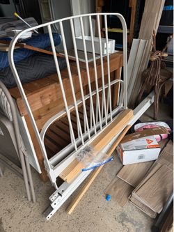 Kids twin size bed frame