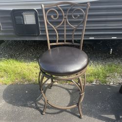 Swivel Bar Stool