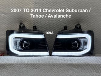 2007 TO 2014 Chevrolet Suburban / Tahoe / Avalanche Black Projector Headlights