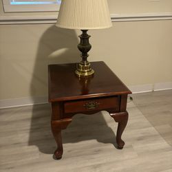 End Table W/drawer Wooden $ 10