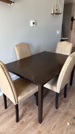 Dining with chairs