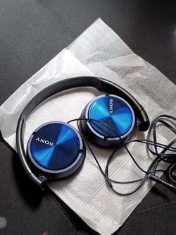 Sony headphones MDR-ZX310AP