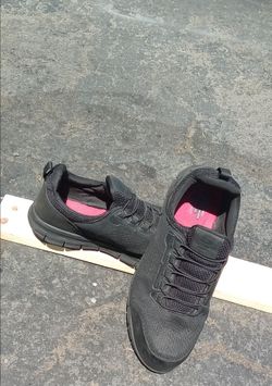 SKECHERS WORK MEN SHOES  SIZE 13