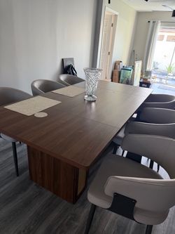 Dining set Table with 6 chairs