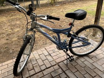 26" Women's Shogun Shockwave Shimano Mountain Bike