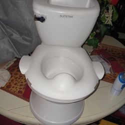 I GOT 3 THIS 1 AN 1 IN PINK AN 1 SHARKY ALL HAVE FLUSH SOUNDS MUSIC 8 EACH NEW