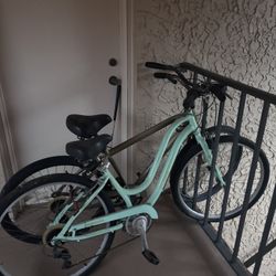 Selling 2 bikes
