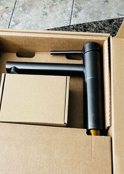 Faucet for kitchen or bar