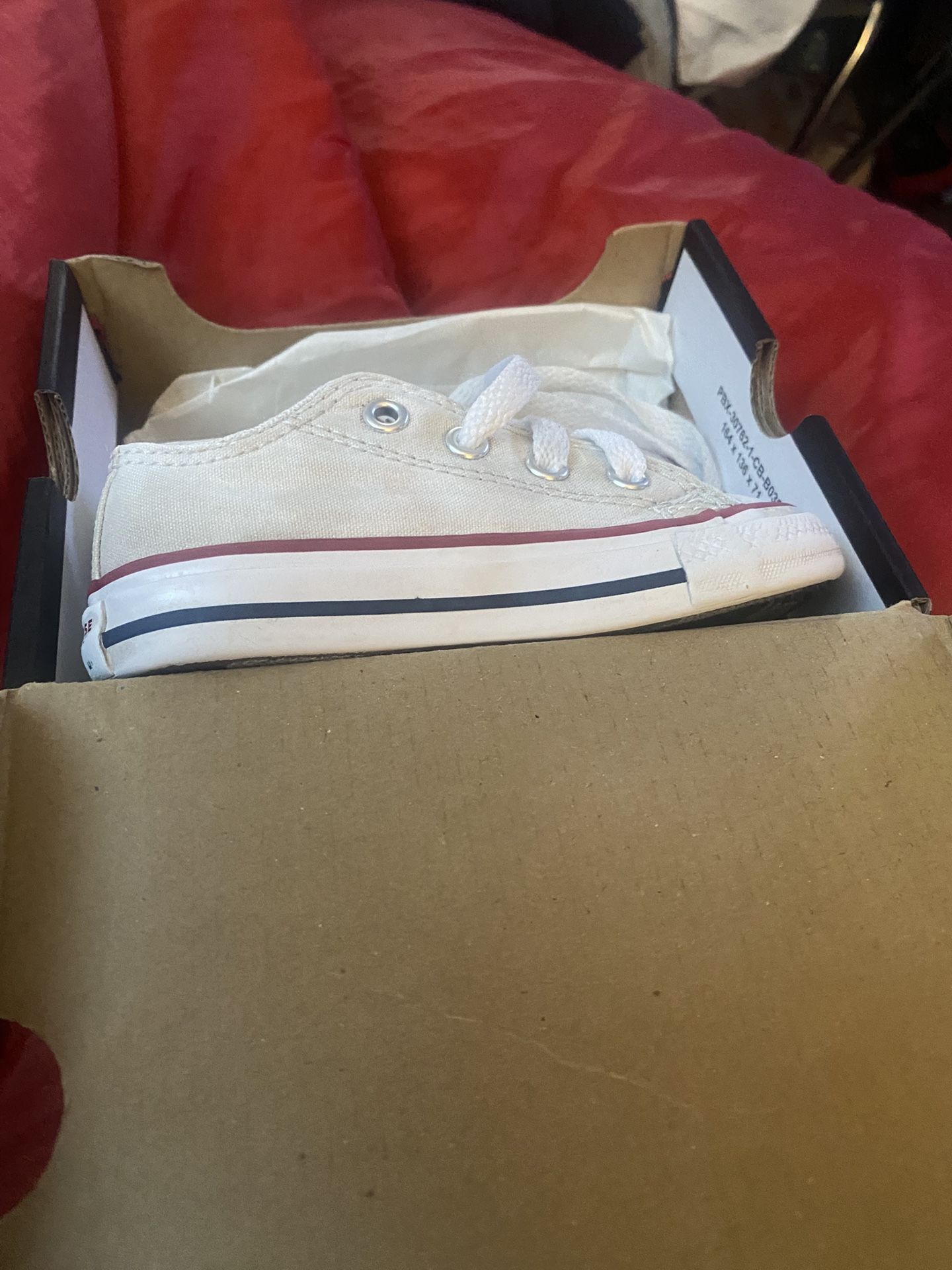 Little Boys White Converse Shoes Sz 6