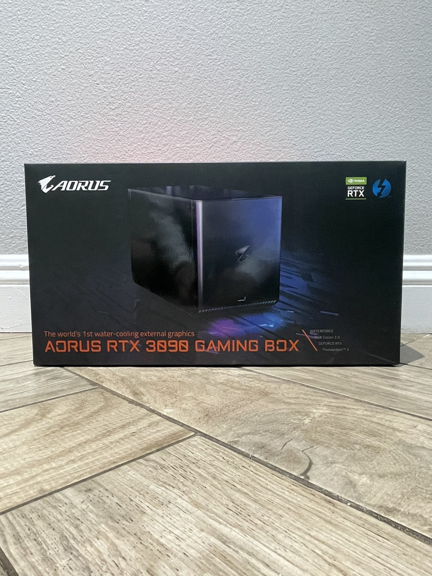 Gigabyte Aorus Nvidia Geforece RTX 3090 eGPU Gaming Box