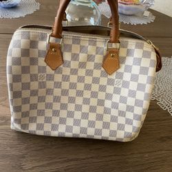 Louis Vuitton hand bag 