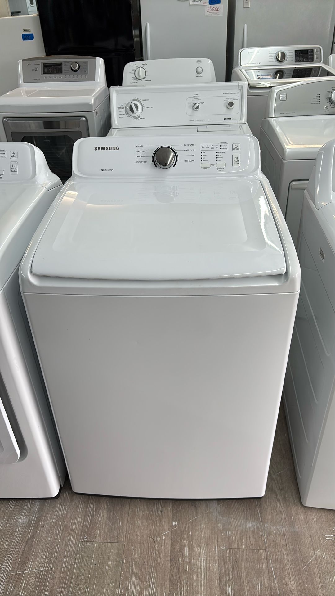 Samsung Top Load Washer With SelfClean