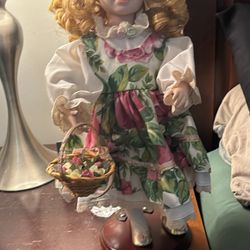 16" Royal Albert Old Country Roses Porcelain Doll w/ Stand  "Rose"