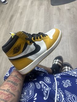 Air Jordan 1 Retro High OG "Yellow Ochre"