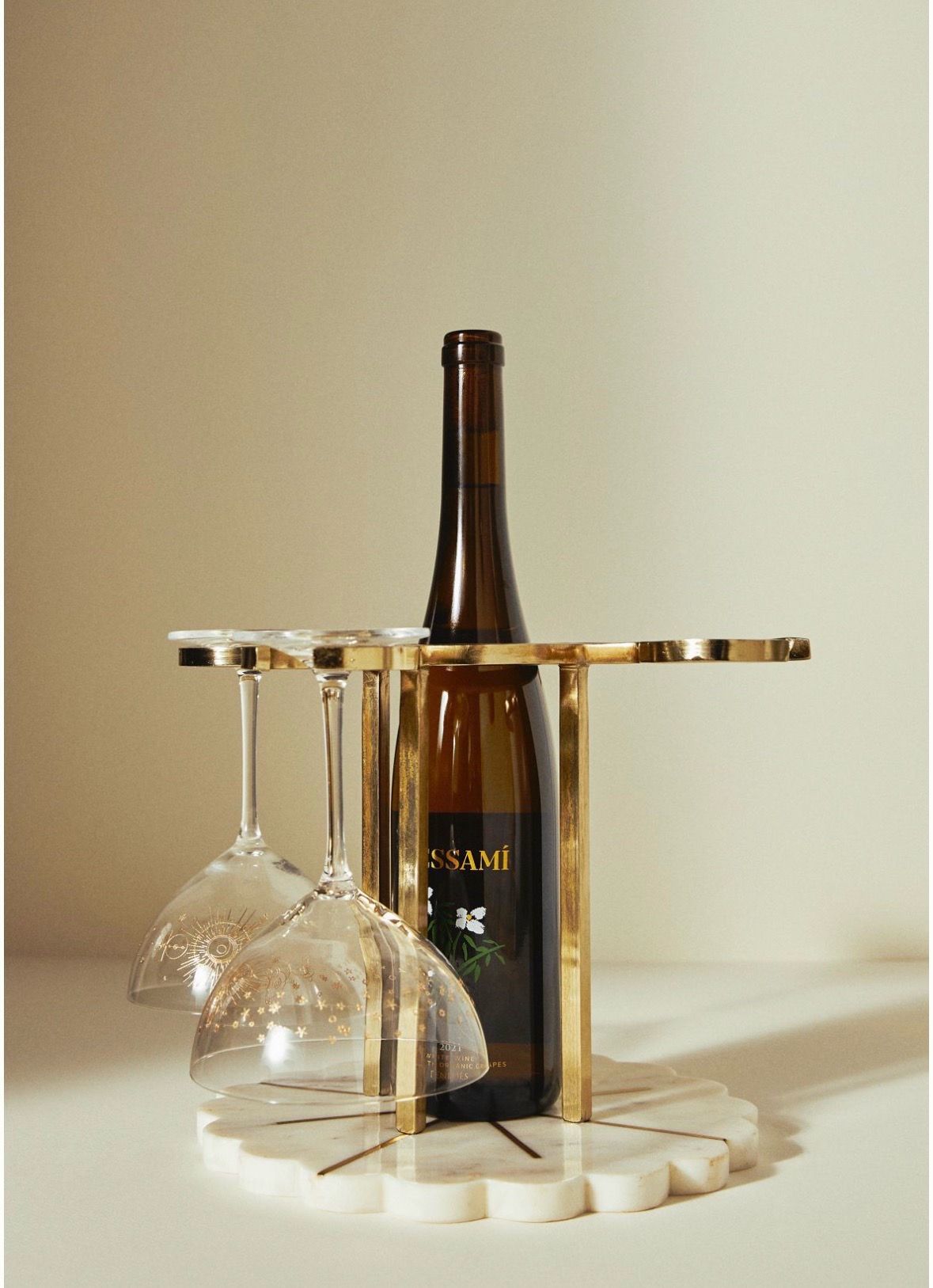 Anthropologie wine bottle and glass holder - like new