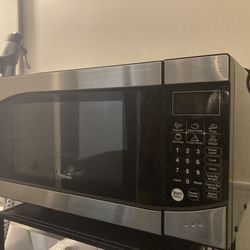 Avanti Microwave