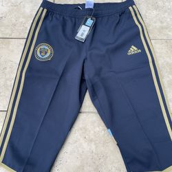 ADIDAS TRAINING 3/4 SHORTS MEDIUM NEW 