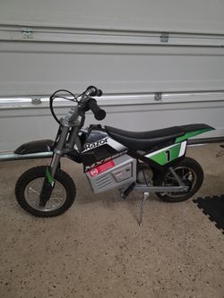 Razor MX350 dirt bike