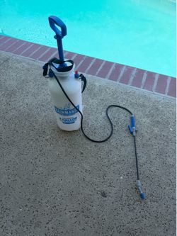 Rainmaker 2 Gallon Pressurized Pump Sprayers