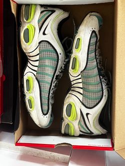 Nike tailwind