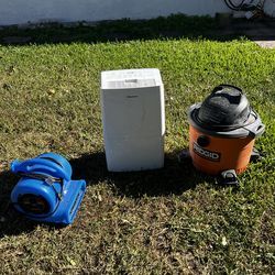 Vacuum water collector, fan, and desomdifier