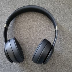Beats Solo 4 Wireless Headphones