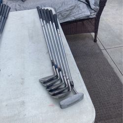 Golf Clubs for Par 3. 7,8,9,pw,sw, Putter. $25
