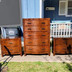4 PC. Dresser Set 