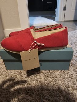 New Womens Tom's Shoes