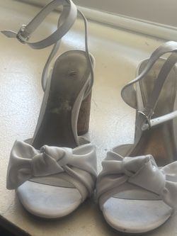 Women Round High Heeled Shoe