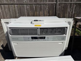 A/C unit Kenmore