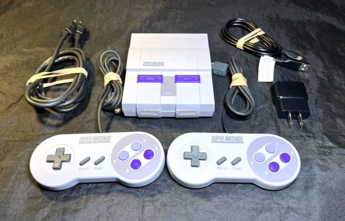 Super Nintendo Classic (SNES Mini) -189 Games Installed - PRICE FIRM