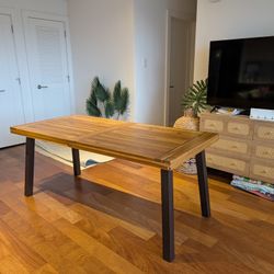 Dining Table Excellent Condition