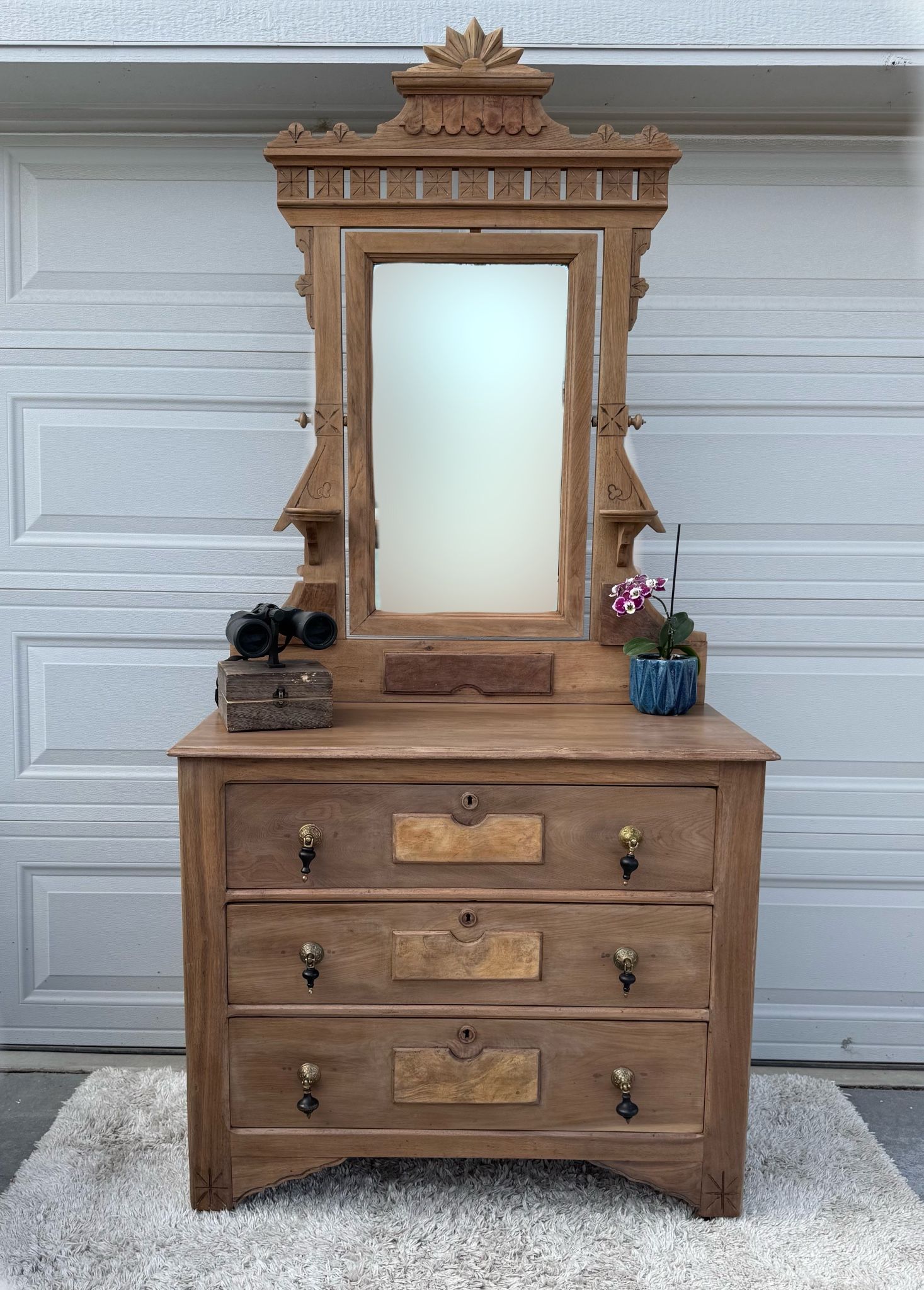 Victorian Eastlake Farmhouse Dresser with Ornate Dovetail Construction