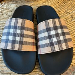 Burberry Slides 