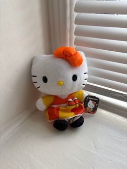 Mini Hello Kitty Candy Corn Plush
