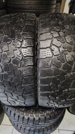Par de llantas todo terreno falken wildpeak A/T AT3W LT 285/70/r/17